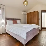 Гостевой дом Blue House 3*